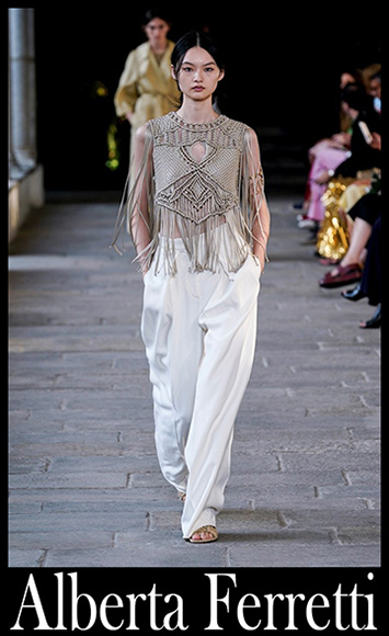 Fashion Alberta Ferretti spring summer 2022 clothing 3