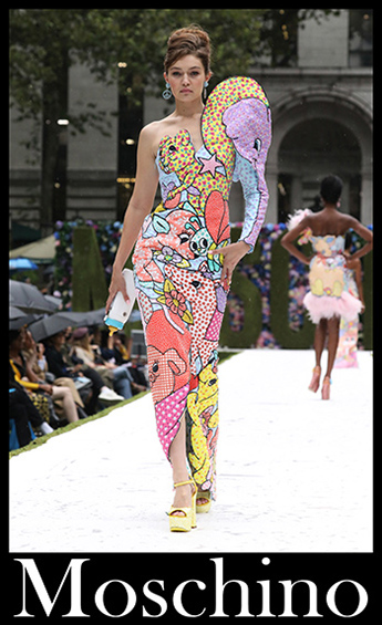 Fashion Moschino spring summer 2022 clothing 12