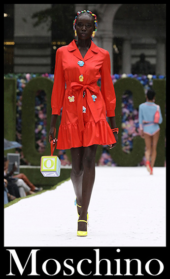 Fashion Moschino spring summer 2022 clothing 4