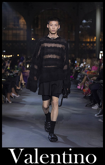 Fashion Valentino spring summer 2022 mens clothing 21