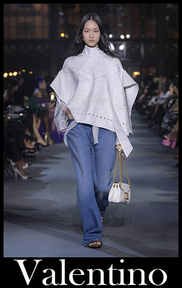 Fashion Valentino spring summer 2022 womens clothing 13