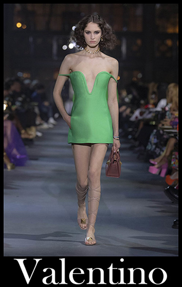 Fashion Valentino spring summer 2022 womens clothing 9