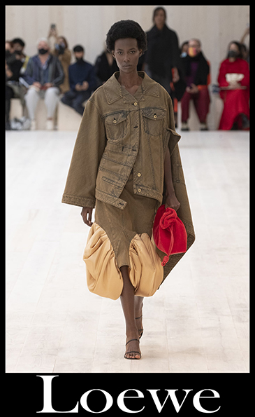 Fashion Loewe spring summer 2022 womens clothing 11