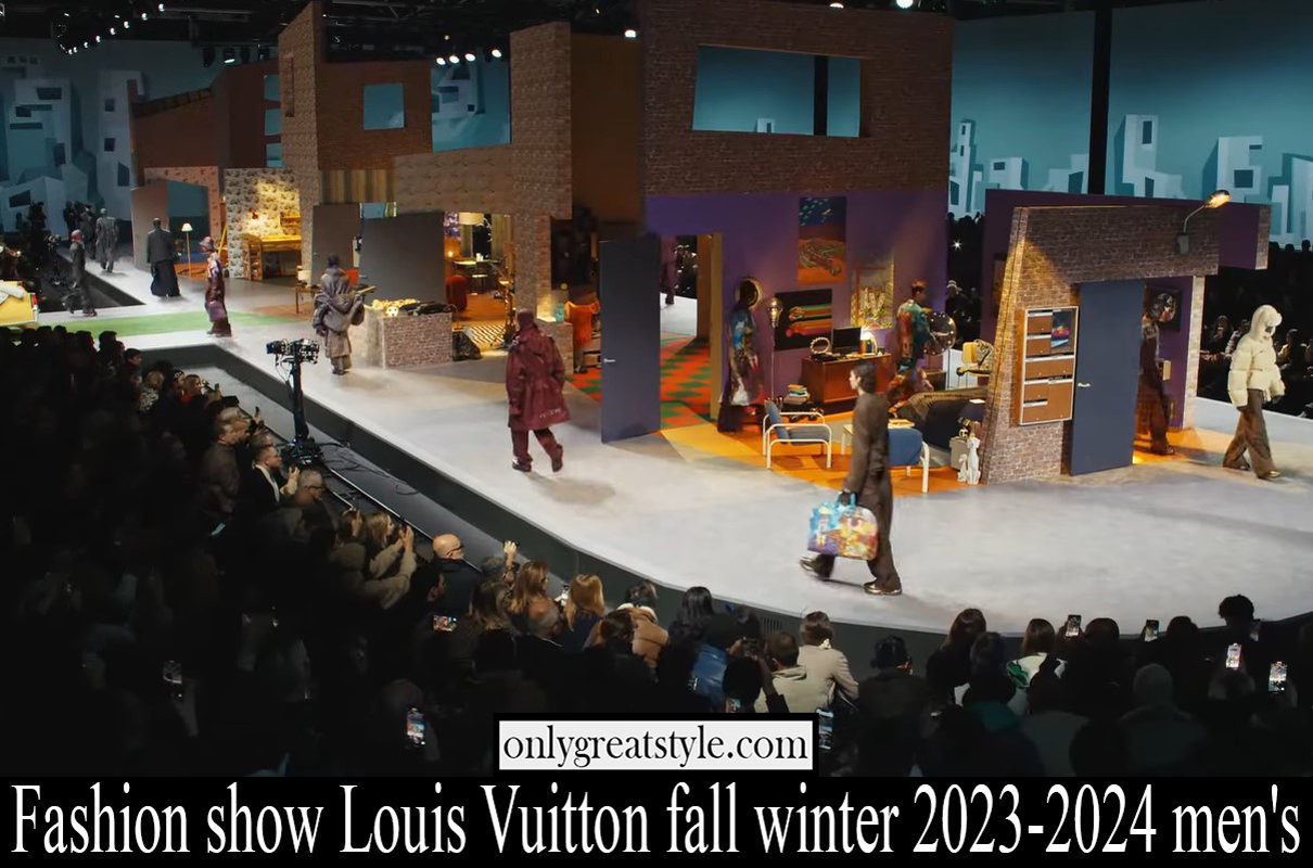 Louis Vuitton Men's Fall-Winter 2023 Fashion Show with a Live Performance  by Rosalía